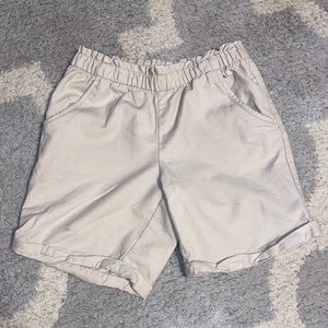 3/$9 or 5/$10 Tan khaki boys shorts size 7-8